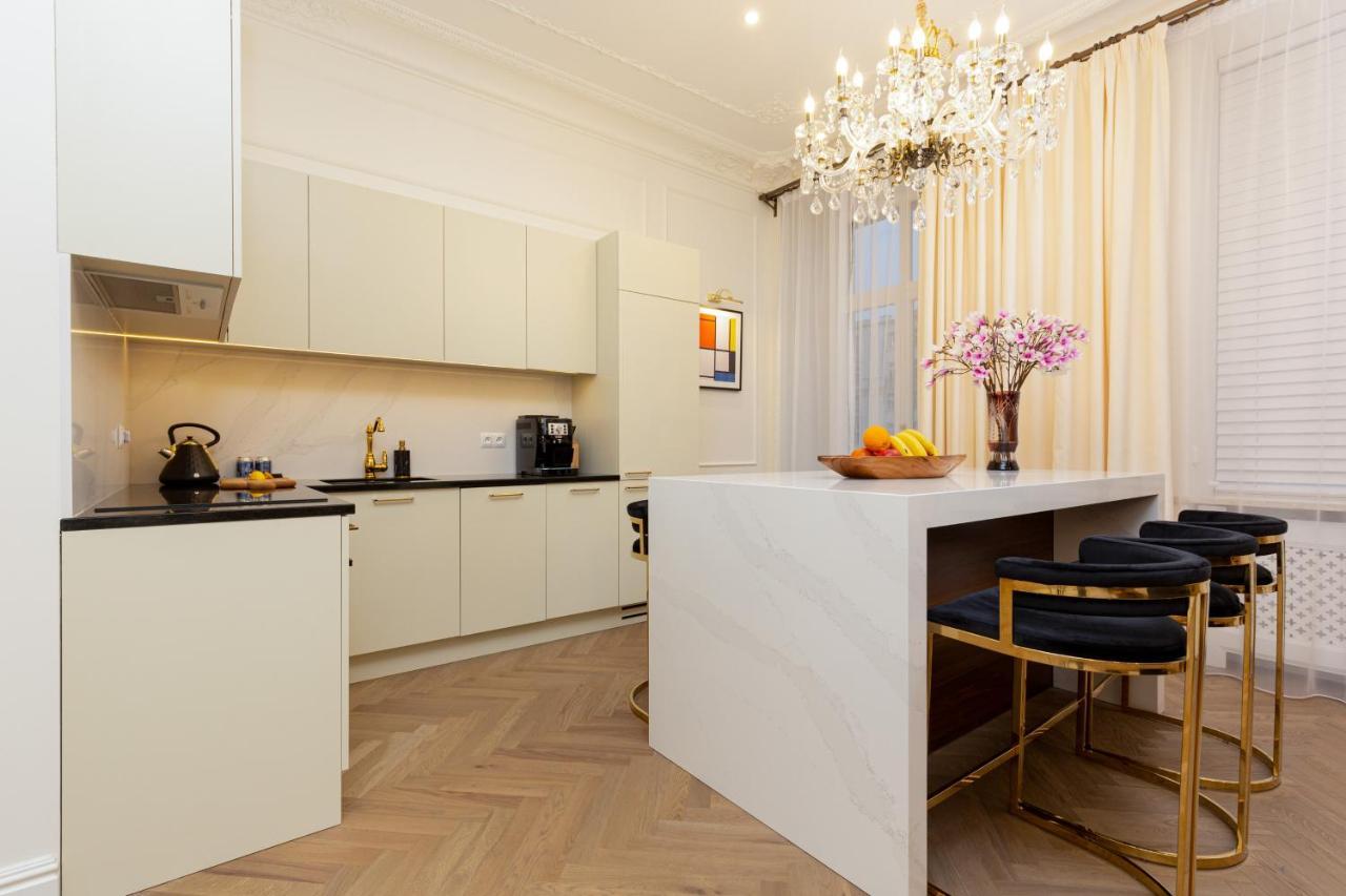 Royal Apartment Kopernika by Renters Prestige Warszawa Eksteriør billede